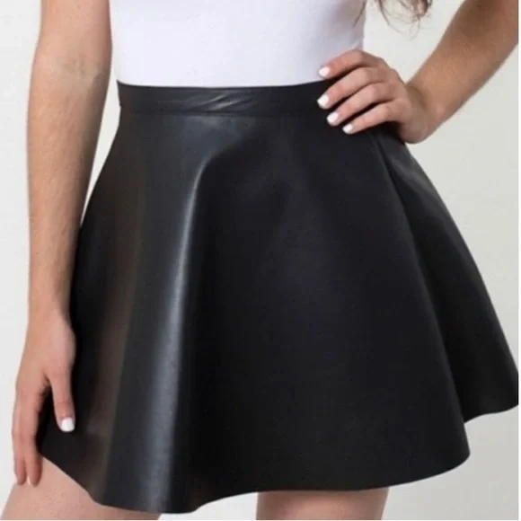 American Apparel vegan leather mini skirt - Picture 4 of 16